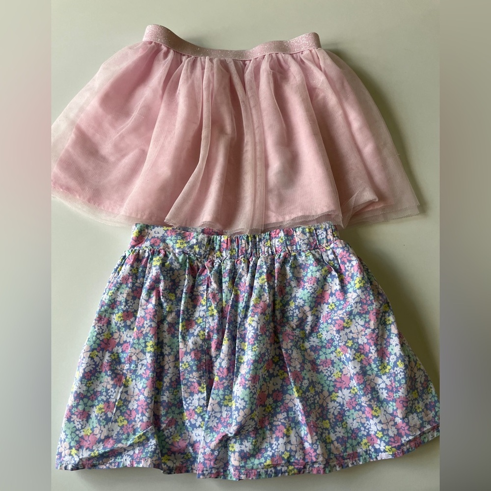 Bundle of Girl Skirt. Size 5t